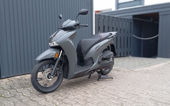 Neufahrzeug Honda SH350i - Bild 2