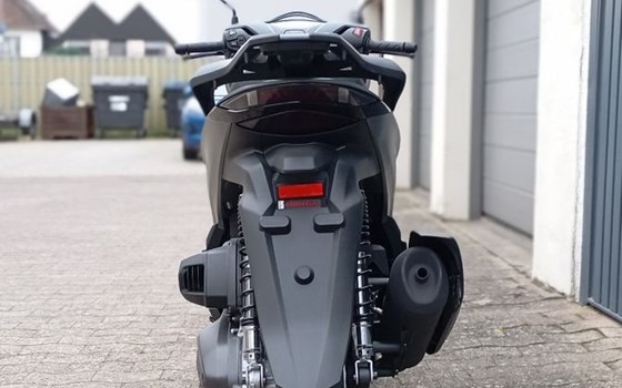 Neufahrzeug Honda SH350i - Bild 4