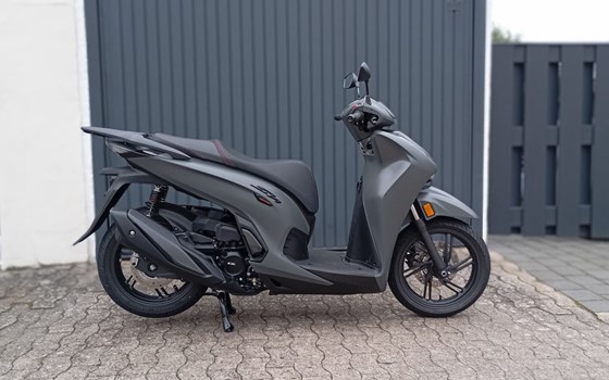 Neufahrzeug Honda SH350i - Bild 6