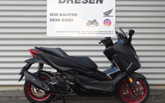 Gebrauchtmotorrad Honda Forza 125 - Bild 1