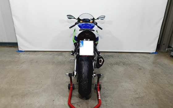 Gebrauchtmotorrad Kawasaki Ninja ZX-6R 40th Anniversary Edition - Bild 4