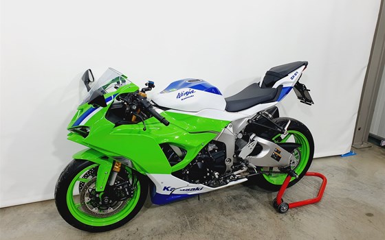 Gebrauchtmotorrad Kawasaki Ninja ZX-6R 40th Anniversary Edition - Bild 6