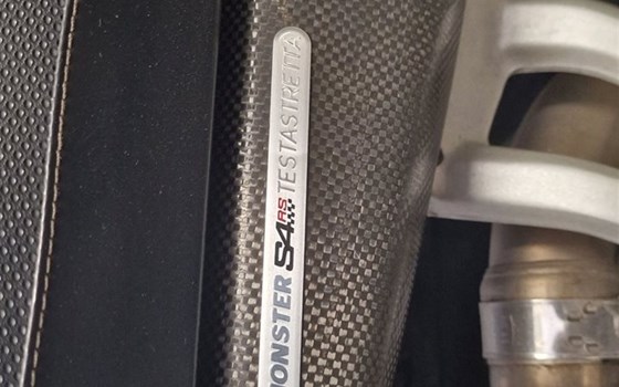 Gebrauchtmotorrad Ducati Monster S4RS - Bild 11