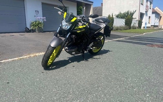 Gebrauchtmotorrad Yamaha MT-03 - Bild 2