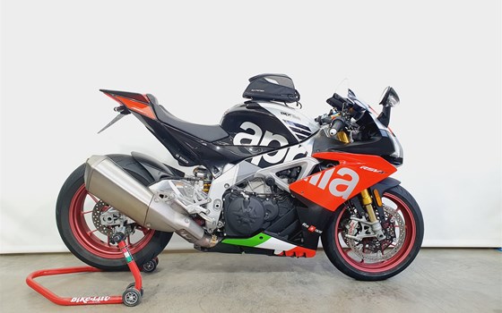 Gebrauchtmotorrad Aprilia RSV4 RF - Bild 1