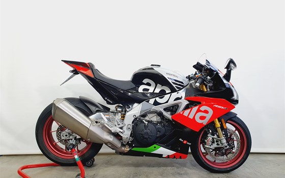 Gebrauchtmotorrad Aprilia RSV4 RF - Bild 2