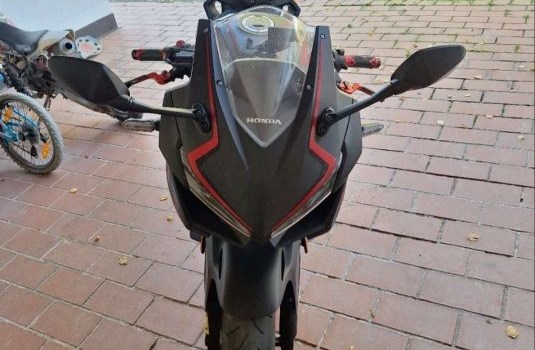 Gebrauchtmotorrad Honda CBR500R - Bild 3