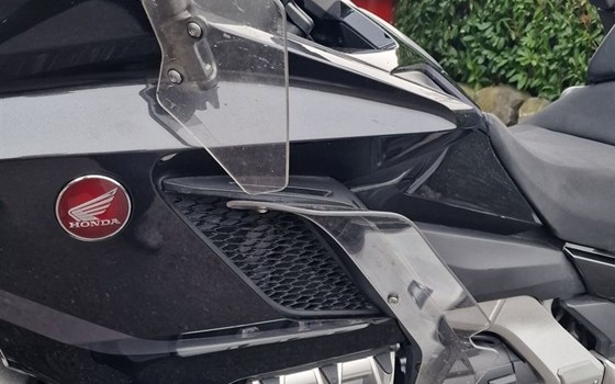 Gebrauchtmotorrad Honda GL 1800 Goldwing Tour DCT - Bild 10