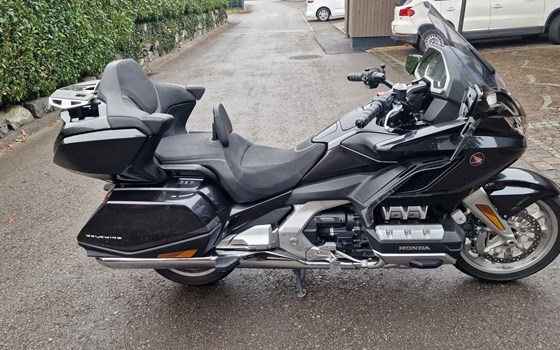 Gebrauchtmotorrad Honda GL 1800 Goldwing Tour DCT - Bild 2