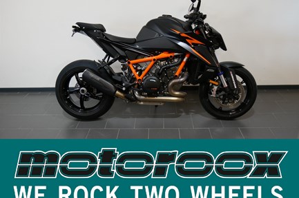 KTM 1390 Super Duke R EVO