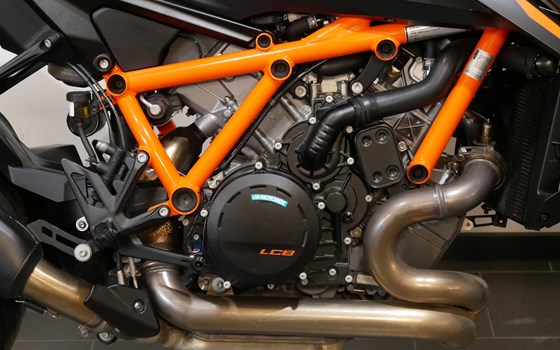 Gebrauchtmotorrad KTM 1390 Super Duke R EVO - Bild 9