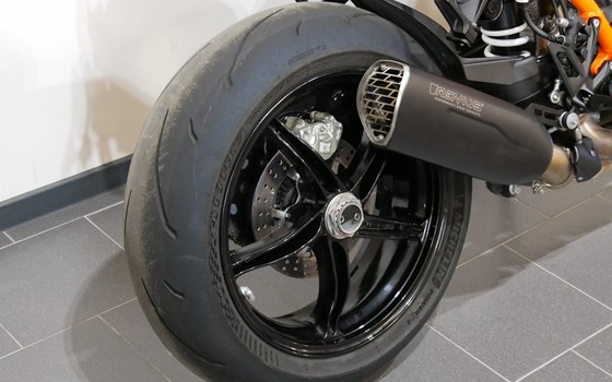 Gebrauchtmotorrad KTM 1390 Super Duke R EVO - Bild 11