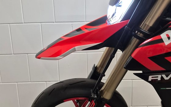Gebrauchtmotorrad Ducati Hypermotard 698 Mono RVE - Bild 14