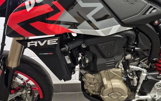 Gebrauchtmotorrad Ducati Hypermotard 698 Mono RVE - Bild 15