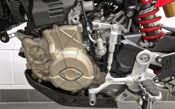 Gebrauchtmotorrad Ducati Hypermotard 698 Mono RVE - Bild 16