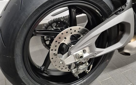 Gebrauchtmotorrad Ducati Panigale V4 S - Bild 12
