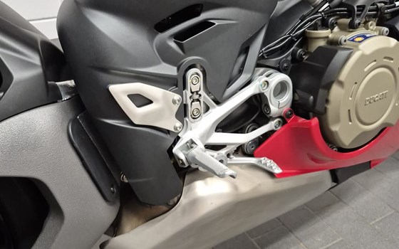 Gebrauchtmotorrad Ducati Panigale V4 S - Bild 9