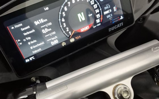 Gebrauchtmotorrad Ducati Panigale V4 S - Bild 3