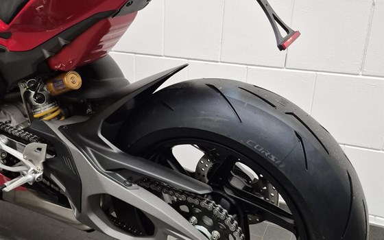 Gebrauchtmotorrad Ducati Panigale V4 S - Bild 19