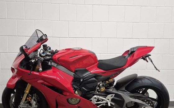 Gebrauchtmotorrad Ducati Panigale V4 S - Bild 13
