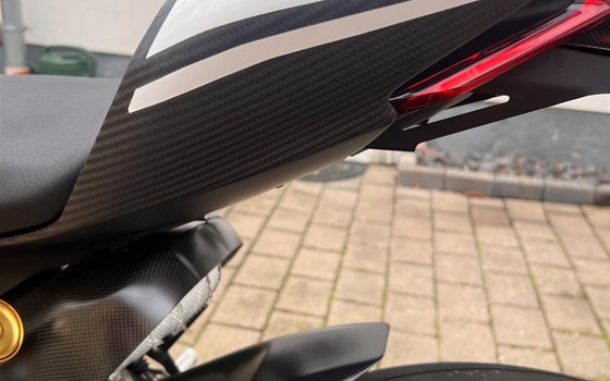 Gebrauchtmotorrad Ducati 1199 Panigale R - Bild 7