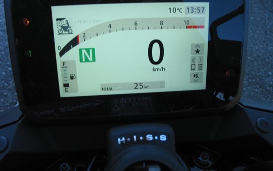 Gebrauchtmotorrad Honda CB750 Hornet - Bild 7