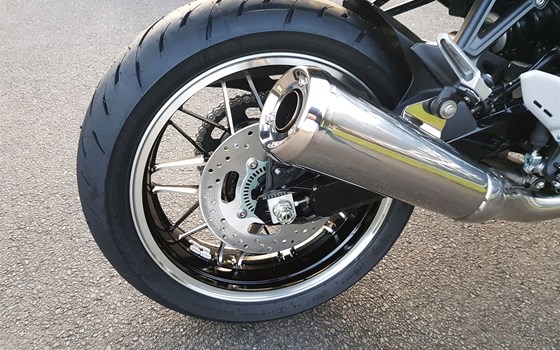 Neufahrzeug Kawasaki Z900 RS - Bild 11