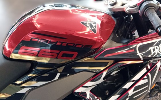 Neufahrzeug Triumph Daytona 660 - Bild 7