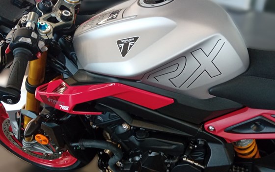 Neufahrzeug Triumph Street Triple 765 RX - Bild 9