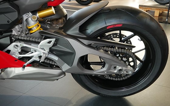 Neufahrzeug Ducati Panigale V4 - Bild 7