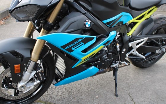 Gebrauchtmotorrad BMW S 1000 R - Bild 11
