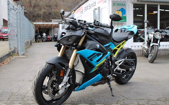 Gebrauchtmotorrad BMW S 1000 R - Bild 2