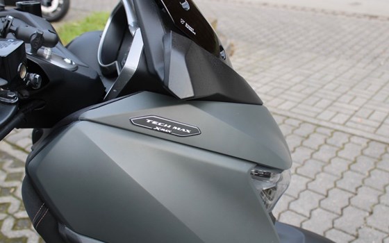 Gebrauchtmotorrad Yamaha XMAX 300 Tech MAX - Bild 9
