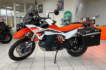 KTM 890 Adventure R