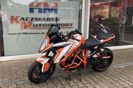 KTM 1290 Super Duke GT