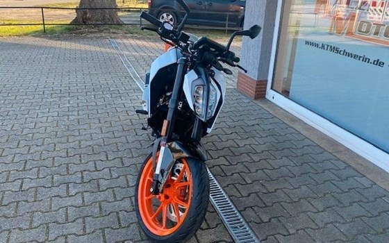 Gebrauchtmotorrad KTM 125 Duke - Bild 10