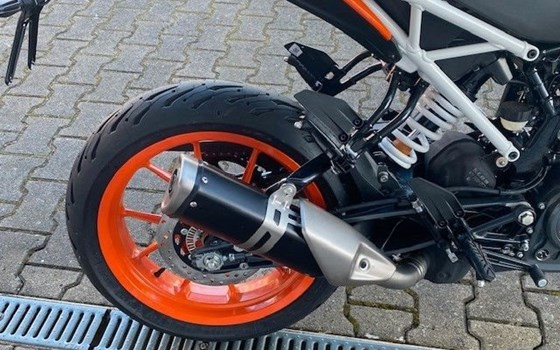 Gebrauchtmotorrad KTM 125 Duke - Bild 6