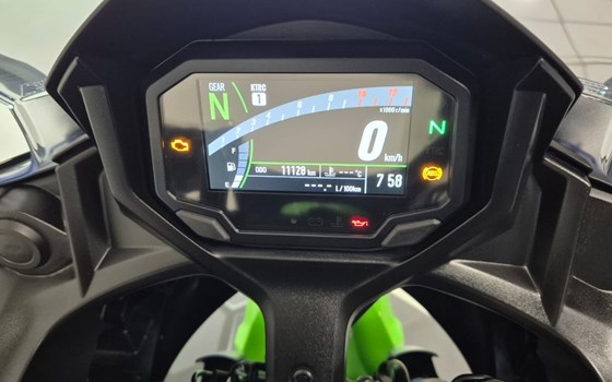 Gebrauchtmotorrad Kawasaki Ninja 650 - Bild 6