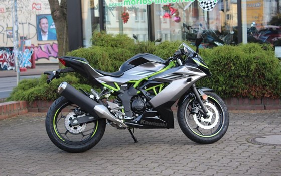 Neufahrzeug Kawasaki Ninja 125 - Bild 1