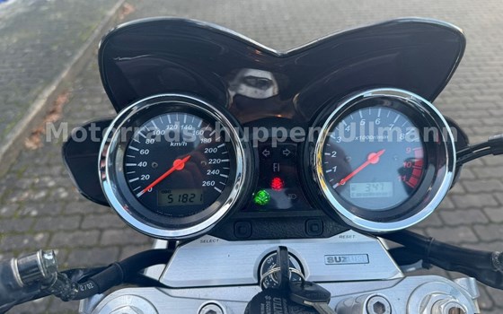 Gebrauchtmotorrad Suzuki GSX 1400 - Bild 9