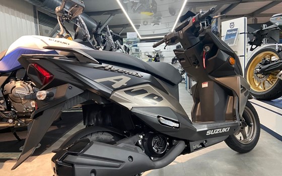 Neufahrzeug Suzuki Avenis 125 - Bild 3
