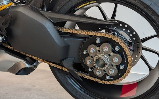 Gebrauchtmotorrad Ducati Panigale V4 S - Bild 10