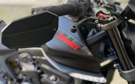 Gebrauchtmotorrad Ducati Monster + - Bild 7