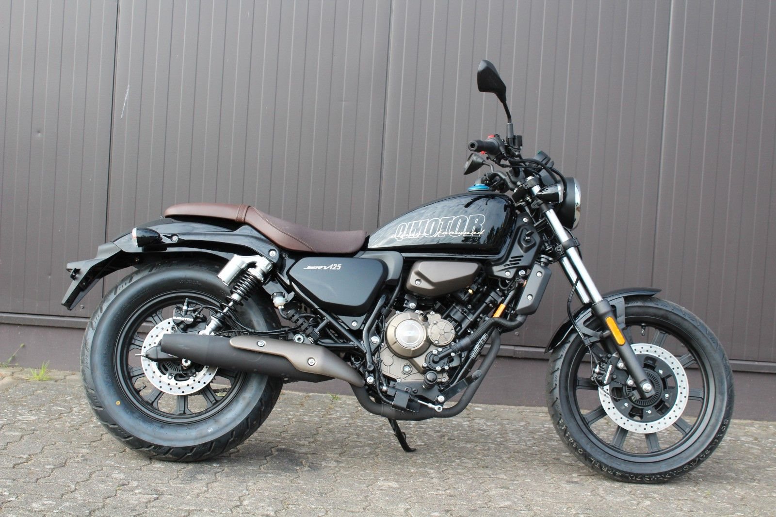 QJ Motor SRV 125 