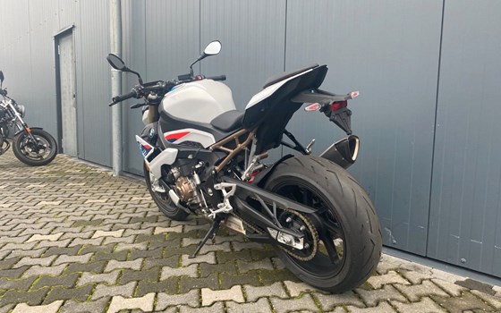 Gebrauchtmotorrad BMW S 1000 R - Bild 7