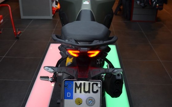 Gebrauchtmotorrad Ducati Multistrada V2 S - Bild 4