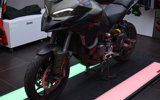 Gebrauchtmotorrad Ducati Multistrada V2 S - Bild 7