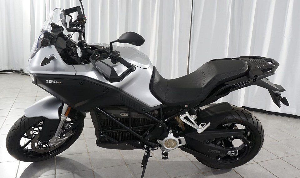 Zero DSR 15,6+ 3,3KW Ladung FS: A2