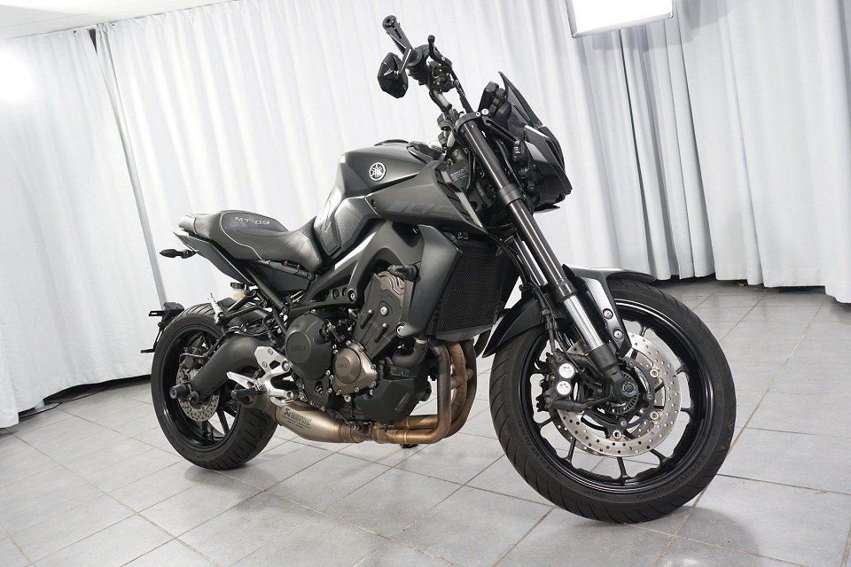 Yamaha MT-09 
