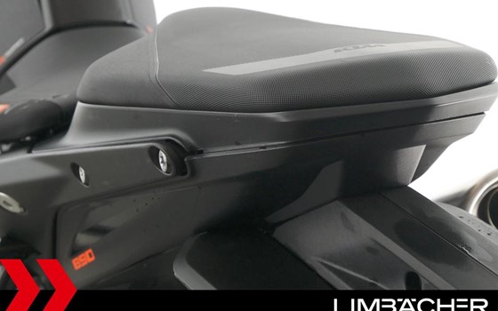 Gebrauchtmotorrad KTM 890 Duke - Bild 15